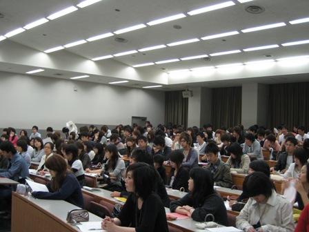 関西学院大学での講演の様子