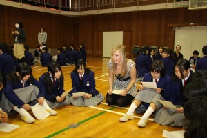 髙取北中学校での全体授業