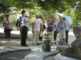 平和記念公園を見学