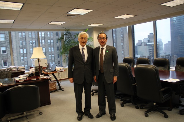 草賀純男在ニューヨーク総領事・大使との面会