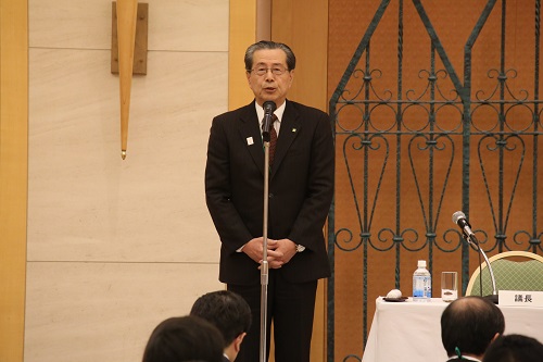 平和首長会議事務総長である小溝（公財）広島平和文化センター理事長による閉会挨拶